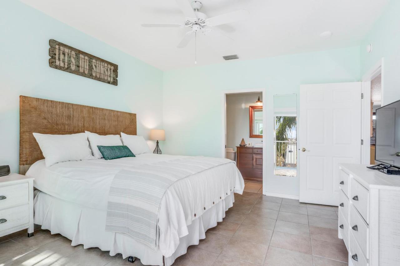 Sunshine On My Shoulders Apartment Marco Island Bagian luar foto